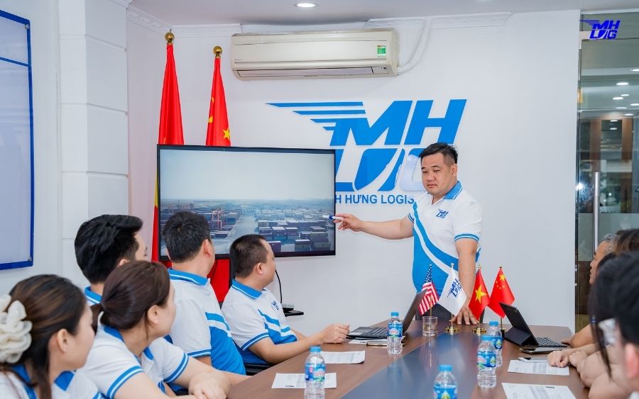 Đào tạo nhân sự là cách tránh phí phát sinh logistics hiệu quả