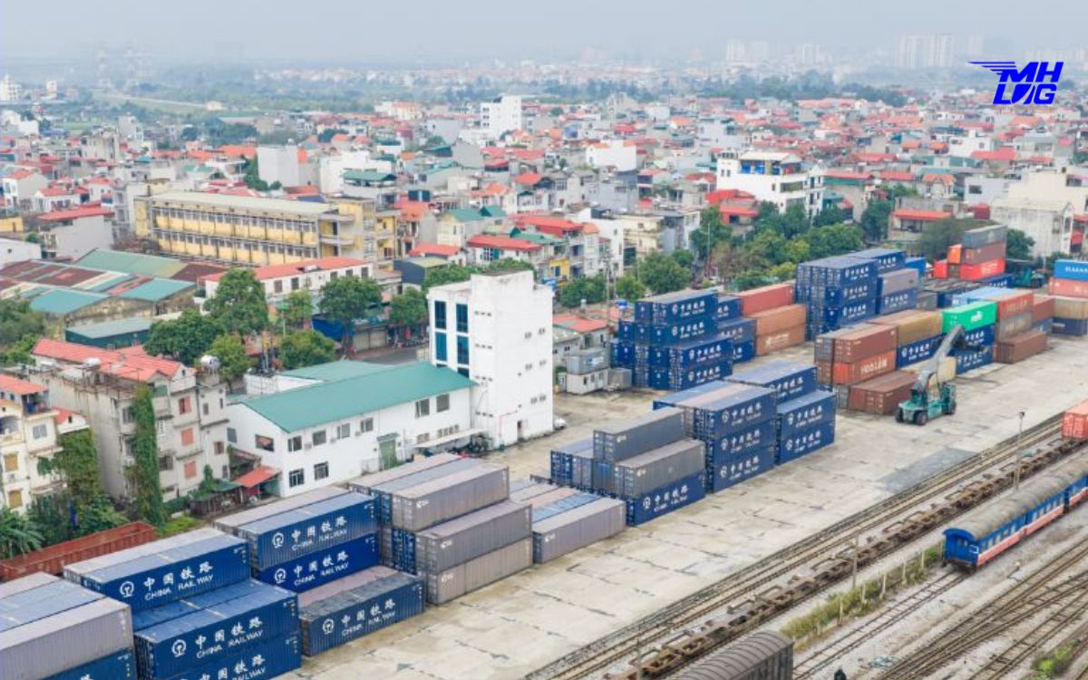 Hệ thống kho vận hiện đại tại Minh Hưng Logistics giúp tối ưu quy trình lưu trữ và phân phối