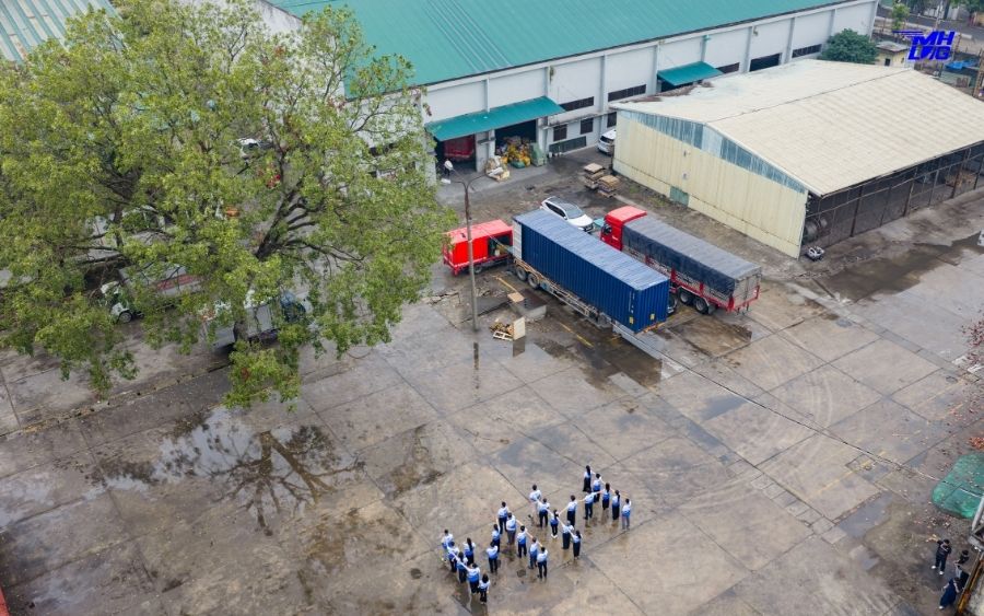 Minh Hưng Logistics hỗ trợ lựa chọn hình thức nhập hàng phù hợp