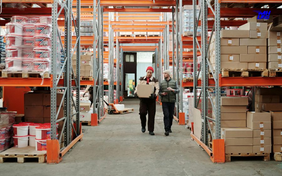 Hàng hóa được kiểm đếm kỹ lưỡng tại kho Bằng Tường Trung Quốc là kinh nghiệm ký gửi hàng trung quốc quý báu