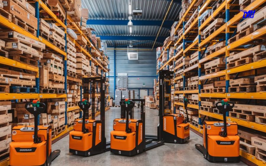 Ứng dụng công nghệ giúp quản lý kho vận thông minh và hiệu quả
