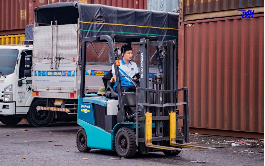 Minh Hưng Logistics hỗ trợ doanh nghiệp tối ưu chi phí vận chuyển chính ngạch